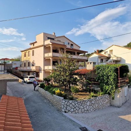 Apartments By The Sea Kampor, Rab - 5037 Экстерьер фото