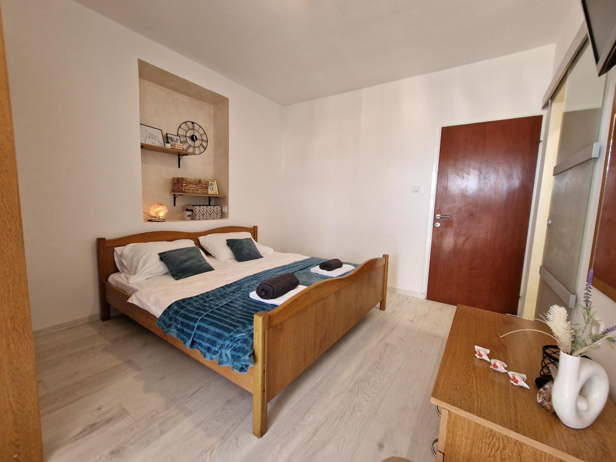 Apartments By The Sea Kampor, Rab - 5037 Номер фото